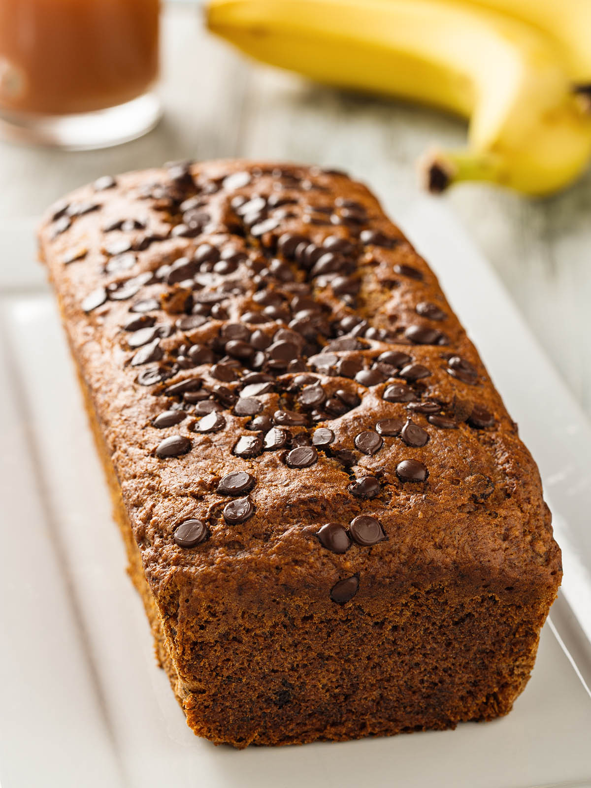 Stockfoto - Banana bread with chocolate chips