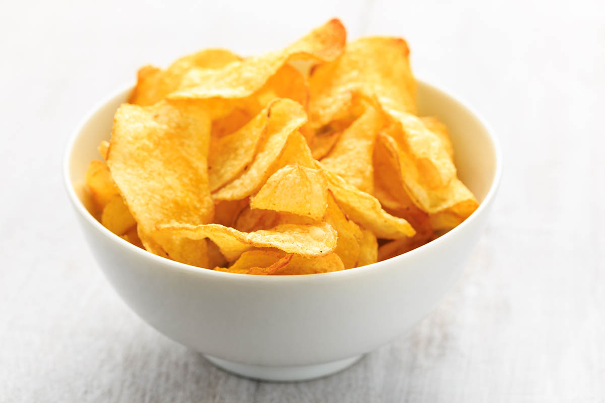 Stockfoto - Potato chips in a bowl